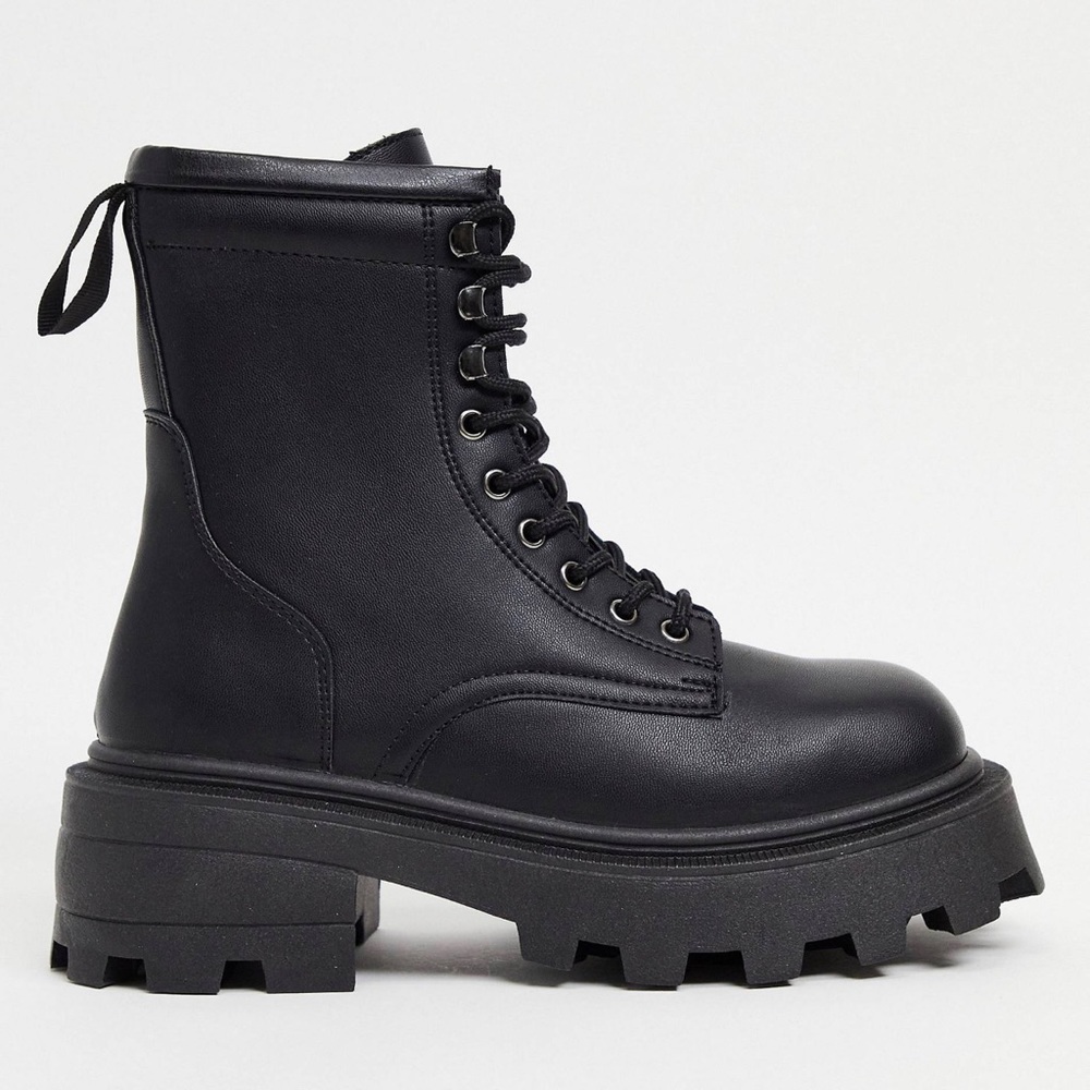 Topshop Lace Up Chunky Boots UK 7 US 9